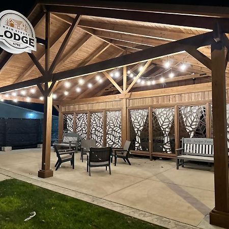 Maple Suite - Main Street Lodge In Берлін Екстер'єр фото