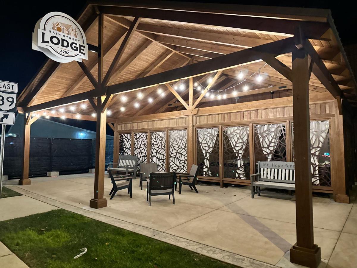 Maple Suite - Main Street Lodge In Берлін Екстер'єр фото